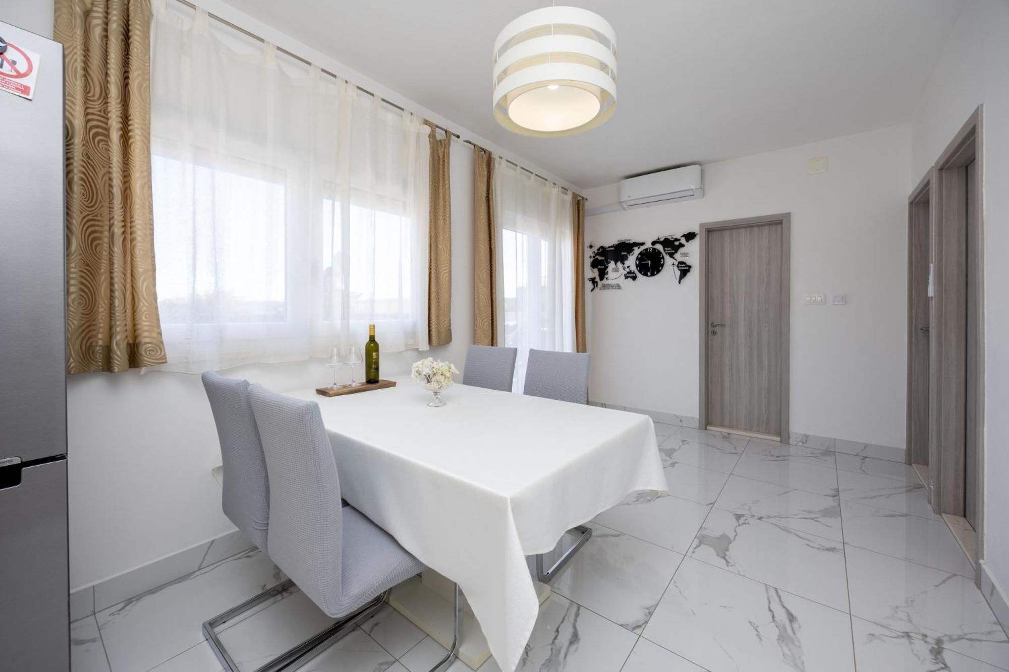 Terrace Kastela Apartment Exterior photo