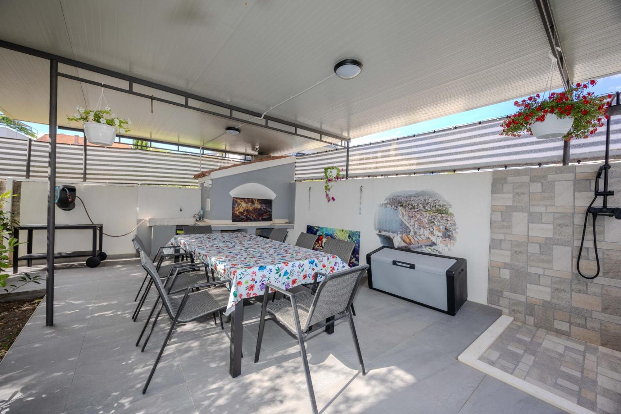 Terrace Kastela Apartment Exterior photo